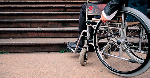 disabile-latina-barriera-architettonica-7687612