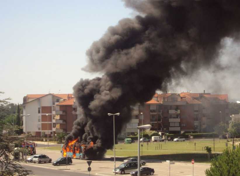 incendio-autobus-q4-latina-578833