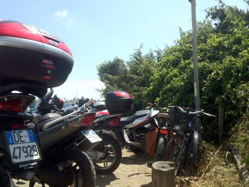 bici-moto-mare-latina-76854224