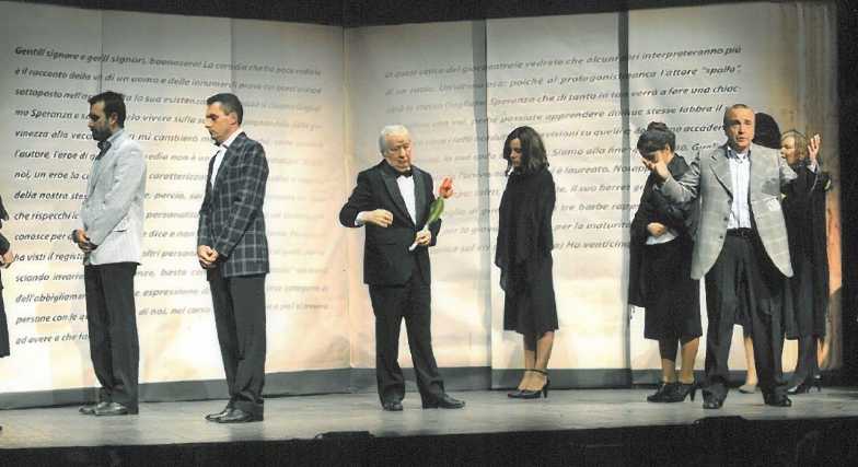 gli-esami-non-finiscono-mai-teatro