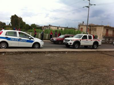 rifiuti canale acque medie-municipale-2369318