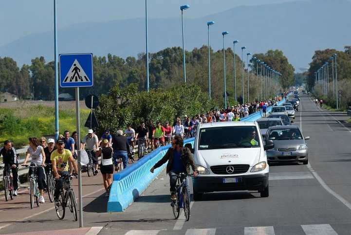 latina-bicicletta-biciclette-via-del-lido-46817354