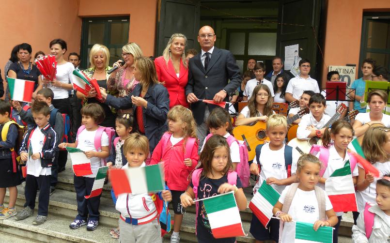 scuola-inizio-anno-piazza-dante