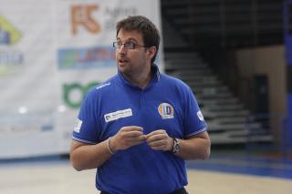 coach