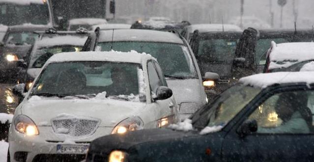 neve-auto-traffico-latina-4752111