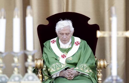 Papa Benedetto Xvi Lascia Il Pontificato