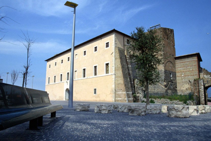 Palazzo_Caetani