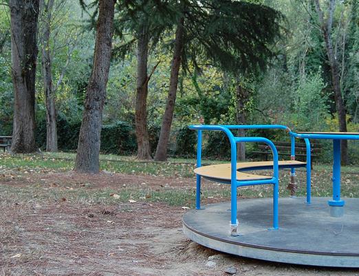 giostra-bambini-generica-parco-latina24ore-5623767