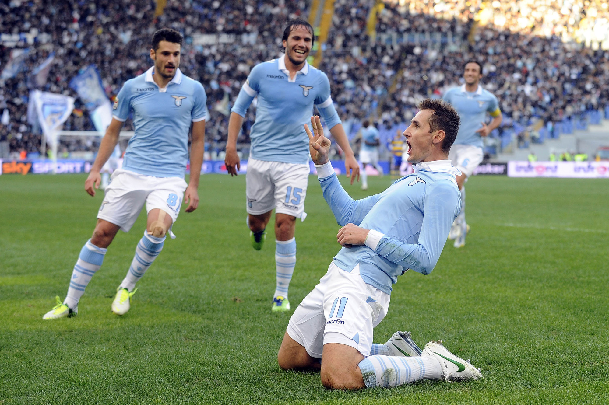 _Lazio_Miroslav_Klose_scored_a_goal_049712_