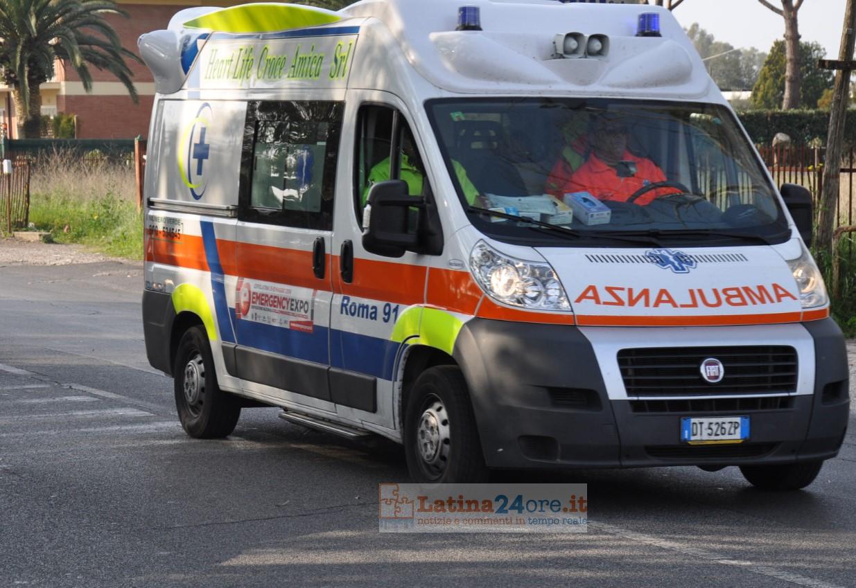 ambulanza-118-latina24ore-2014