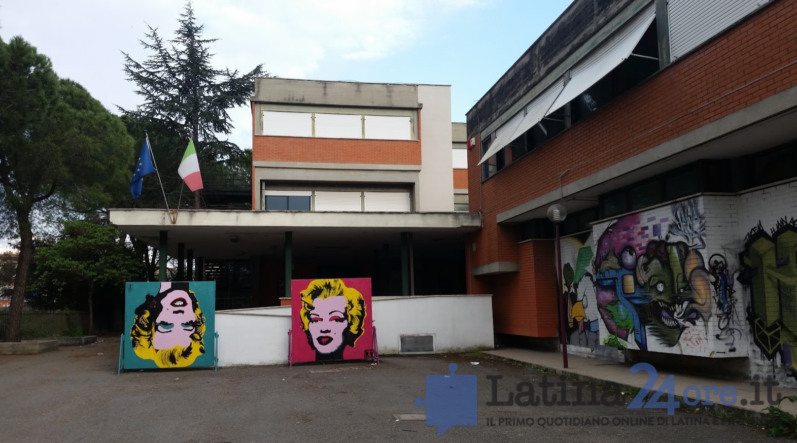 Io leggo perché, Liceo Artistico gemellato con tre librerie Latina